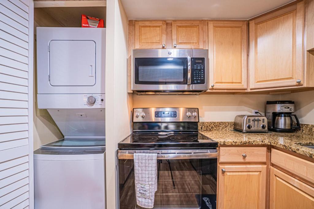 1686 Bluff Villas Renovated Sleeps 8 Walk To Salty Dog Sea Pines Хилтон-Хед-Айленд Экстерьер фото